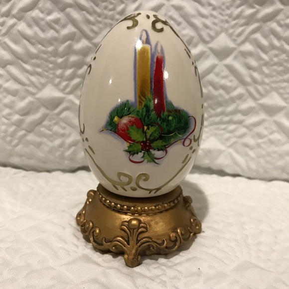 Decorative Christmas Ceramic Porcelain Egg on Stand Candles Gold Accents Vintage - Picture 7 of 7